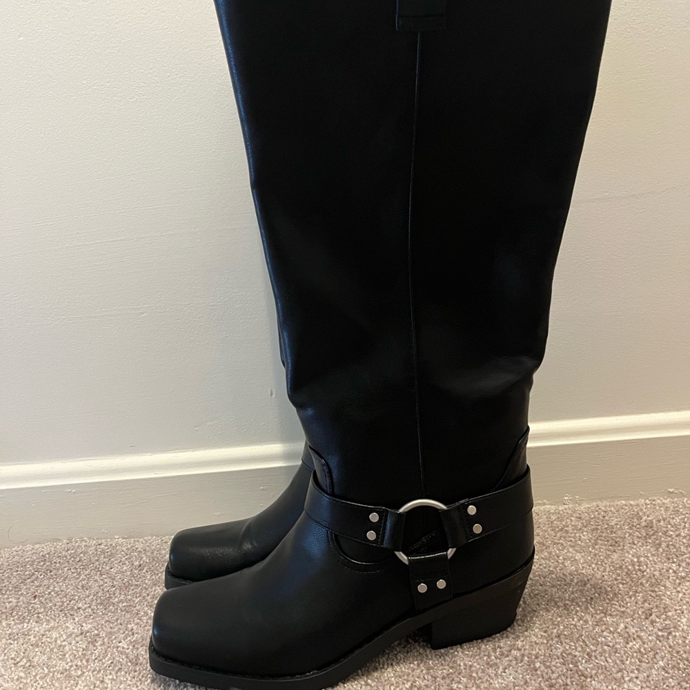 Black Leather Knee-High Boots